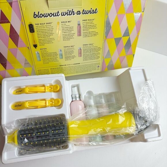 Drybar Blowout With A Twist Set Limited Edition NIB - Picture 8 of 8